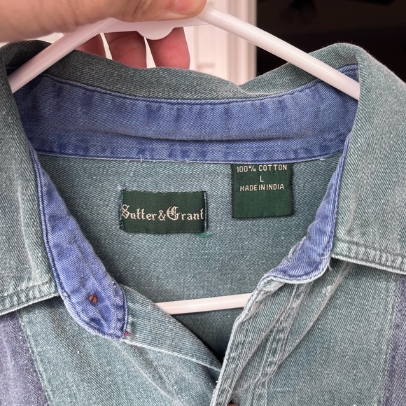 Bundle - 3 oversized button downs.M - Picture 3 of 10